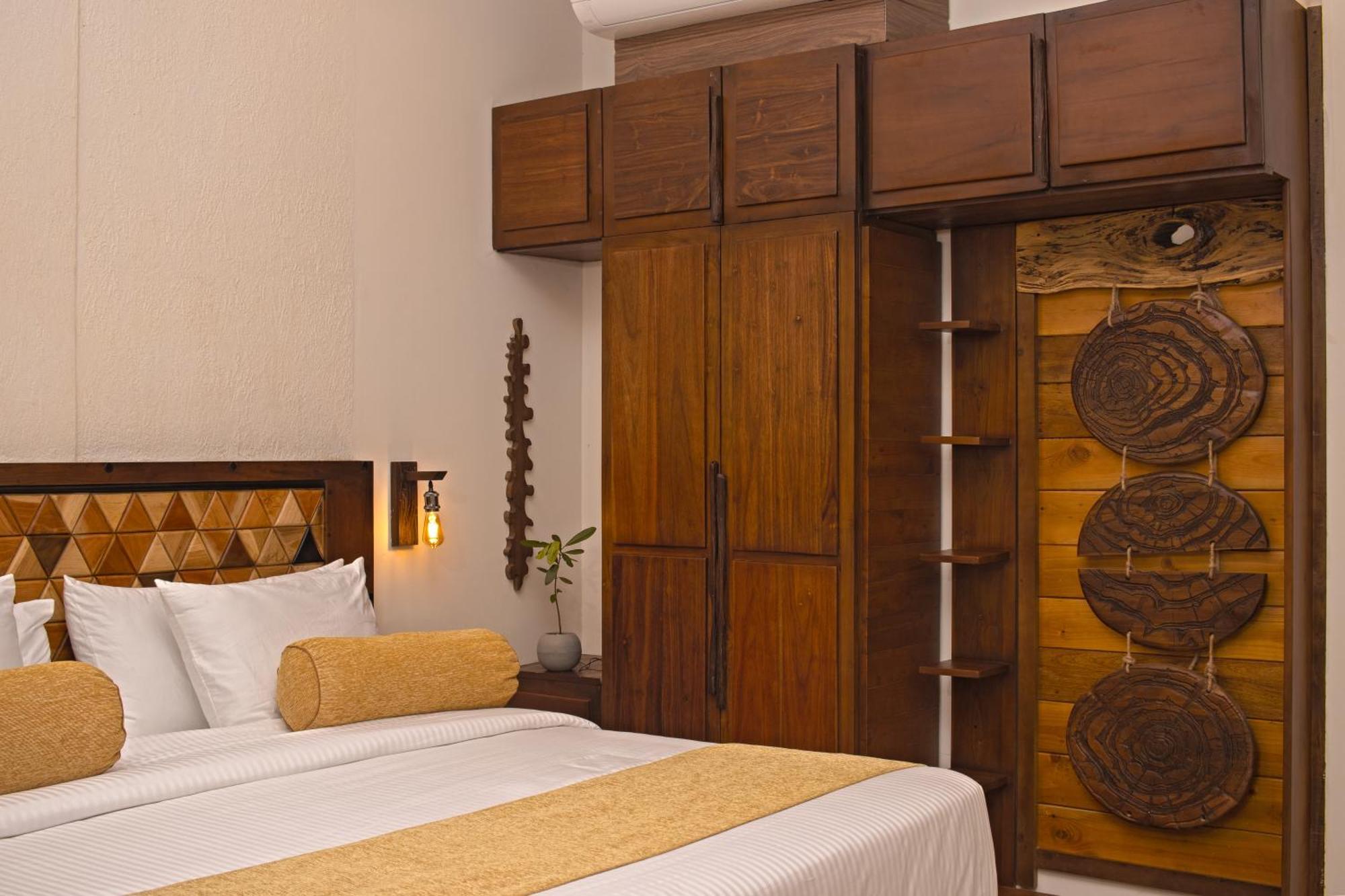 Spicepeek Boutique Hotel Cmb Airport カトゥナカヤ エクステリア 写真